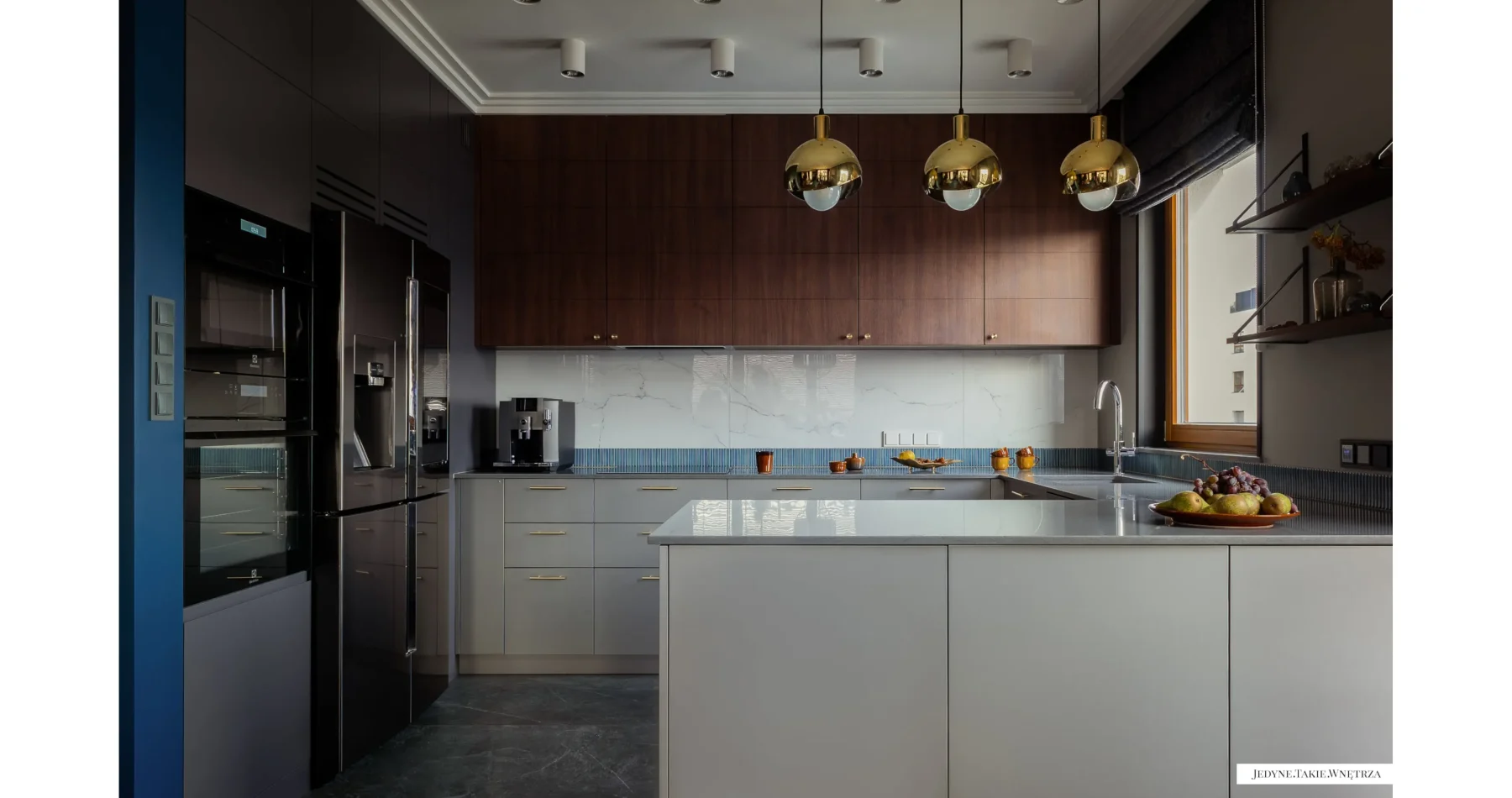 jedyne-takie-wnetrza-zjawiskowa-kuchnia-glamour-vintage